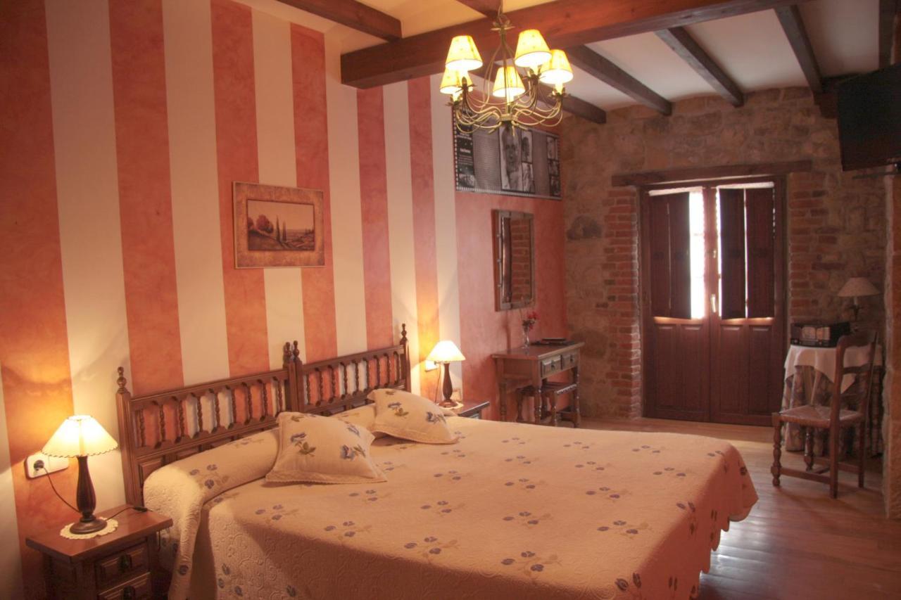 Habitaciones Y Estudios- Hotel "Posada De Cantabria El Solar" - Cenas Y Gintonic- Bar -Terraza Panoramica Galizano Bagian luar foto