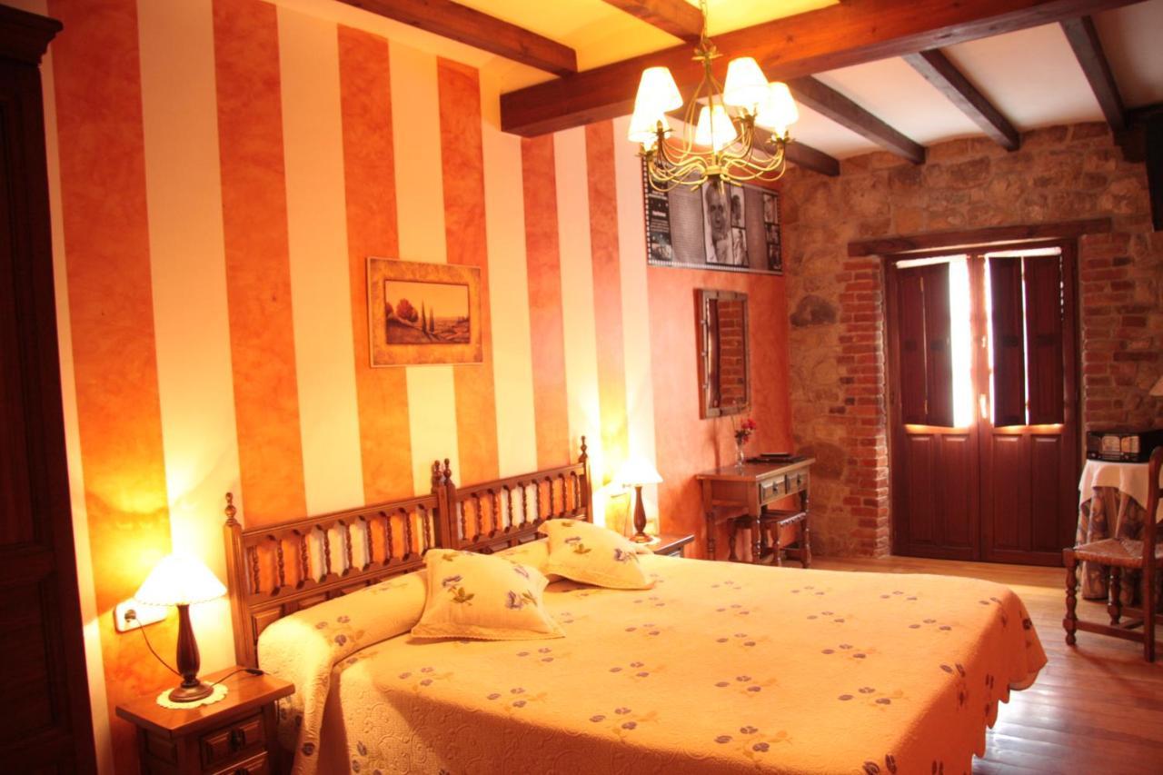 Habitaciones Y Estudios- Hotel "Posada De Cantabria El Solar" - Cenas Y Gintonic- Bar -Terraza Panoramica Galizano Bagian luar foto