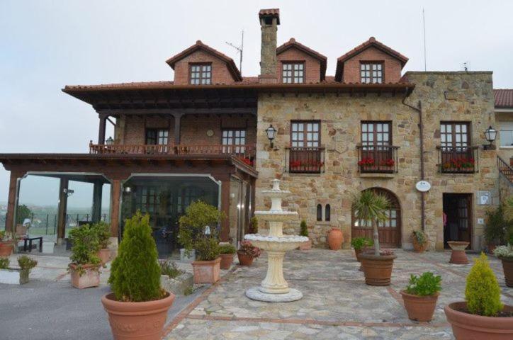 Habitaciones Y Estudios- Hotel "Posada De Cantabria El Solar" - Cenas Y Gintonic- Bar -Terraza Panoramica Galizano Bagian luar foto