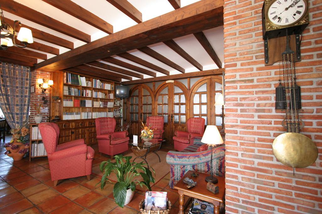 Habitaciones Y Estudios- Hotel "Posada De Cantabria El Solar" - Cenas Y Gintonic- Bar -Terraza Panoramica Galizano Bagian luar foto