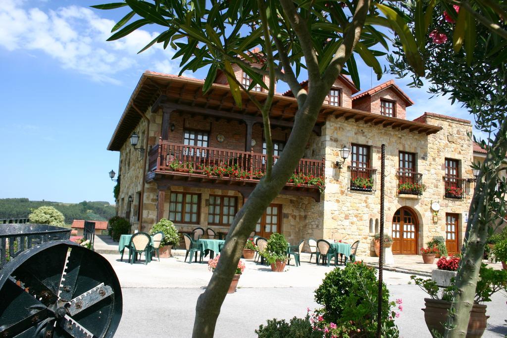 Habitaciones Y Estudios- Hotel "Posada De Cantabria El Solar" - Cenas Y Gintonic- Bar -Terraza Panoramica Galizano Bagian luar foto